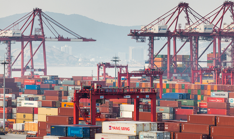 进口纱：外盘报价小幅上调 港口库存持续增大